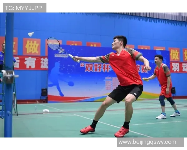 深圳羽毛球队在邀请赛中的战术表现分析与点评